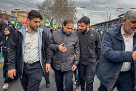 اصغر جهانگیر در راهپیمایی ۲۲ بهمن