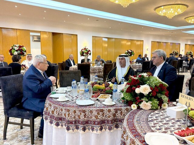 تاکید سرکنسول ایران در دبی بر افقهای نوین همکاریهای اقتصادی با امارات