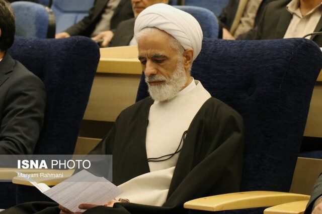 معاون حقوقی رئیس‌جمهور به ناطق نوری تسلیت گفت