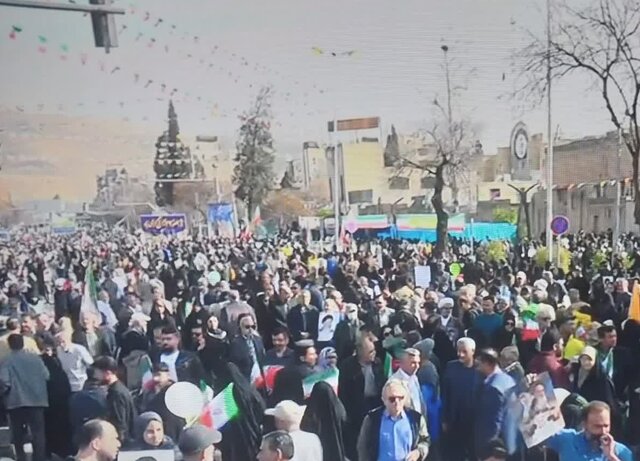 راهپیمایی ۲۲ بهمن در فارس آغاز شد