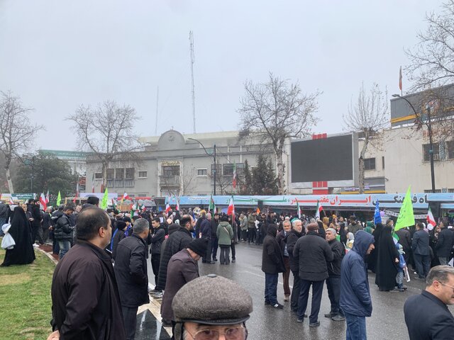 گزارش ایسنا از راهپیمایی ۲۲ بهمن؛ حضور مسئولانه مردم