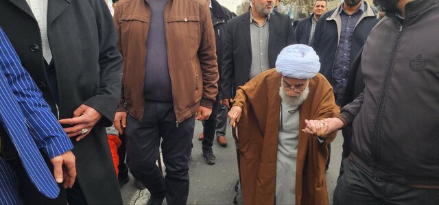 حضور آیت الله جنتی در راهپیمایی ۲۲ بهمن تهران