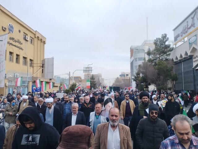 آغاز راهپیمایی ۲۲ بهمن در قم