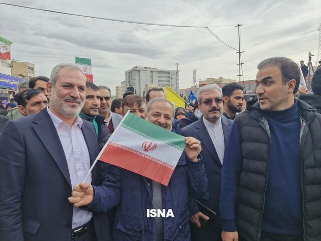 کاظمی: معیشت و اقتصاد، مهمترین مسئله امروز مردم است