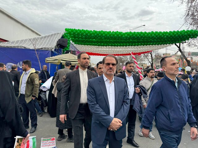 حضور رئیس سازمان بازرسی کل کشور در راهپیمایی ۲۲ بهمن