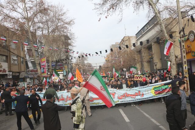 اگر ملت پای کار نباشد، دشمنان و نفوذی‌ها برای ضربه زدن به کشور فعال خواهند شد