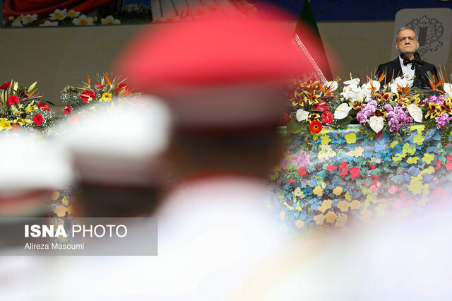 پزشکیان: راه دیپلماسی را براساس جهت‌گیری رهبری پیش گرفته‌ایم/اعتراض، نعمت است