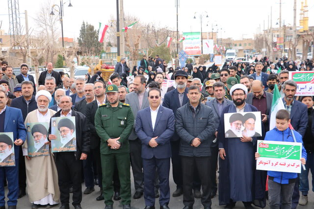 نسل نو در راهپیمایی ۲۲ بهمن ۱۴۰۴/ شور و نشاطی که پیام استقلال و اقتدار را جهانی کرد