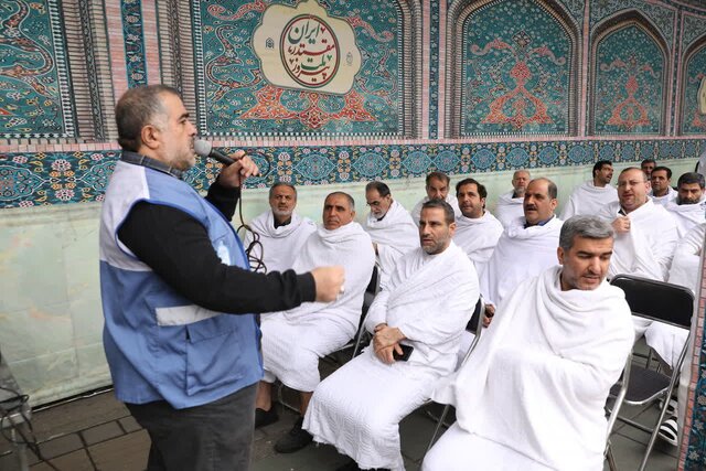 مردم در برابر فشار و تهدید تسلیم نمیشوند