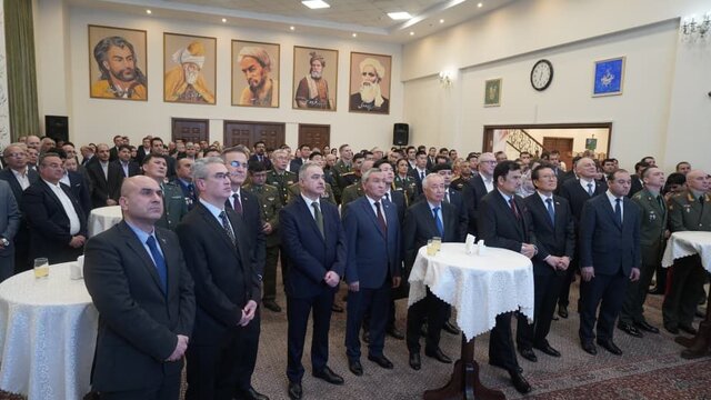 سفیر ایران: با هر اقدامی که امنیت و حاکمیت ملی را به مخاطره اندازد، قاطعانه برخورد می کنیم