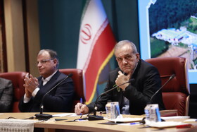 نشست سرمایه‌گذاران و فعالان اقتصادی در سفر رییس جمهور به استان گلستان