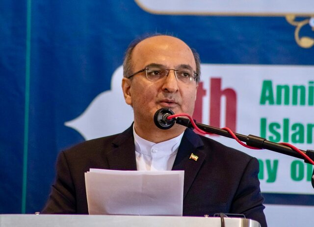 سفیر ایران در زیمبابوه سفیر ایران: ۲۰۲۶ سال شکوفایی روابط صنعتی ایران و زیمباوه است