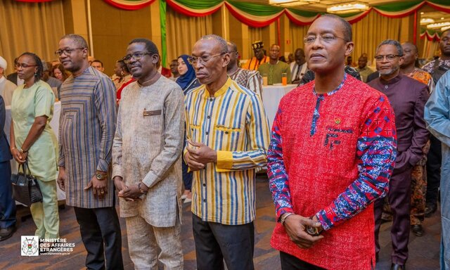 حضور ۵ وزیر بورکینافاسو در جشن روز ملی جمهوری اسلامی ایران در این کشور آفریقایی آفریقایی برگزاری جشن روز ملی جمهوری اسلامی ایران در بورکینافاسو