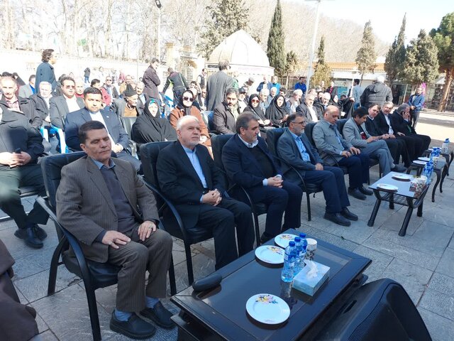 رونمایی از المان مقبره بایزید بسطامی با حضور وزیر میراث فرهنگی