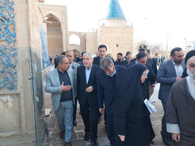 رونمایی از المان بایزید بسطامی با حضور وزیر میراث فرهنگی