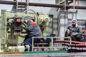در این بین اگر در خط تولید مشکلی به وجود بیاید توسط خود تکنسین مربوطه رفع می شود