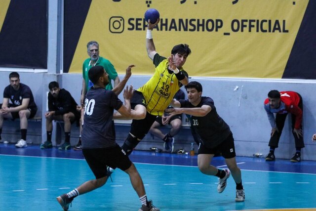 تداوم صدرنشینی استقلال در لیگ هندبال/ بازگشت مس به ریل پیروزی