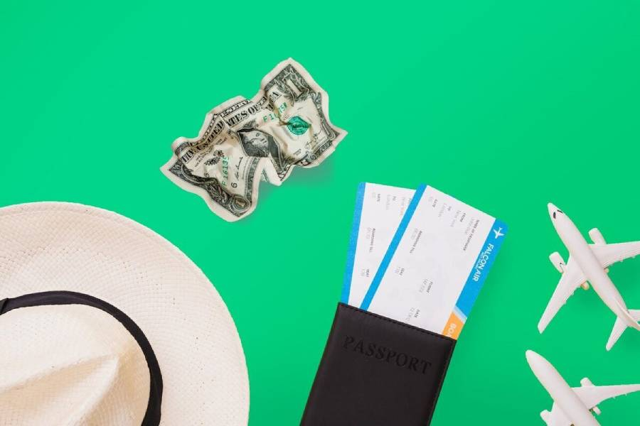 راهنمای خرید بلیط هواپیما لحظه آخری ۵۰ درصد از پته