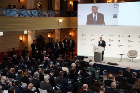 وانگ یی: مساله ایران کل خاورمیانه را تحت تاثیر قرار داده است