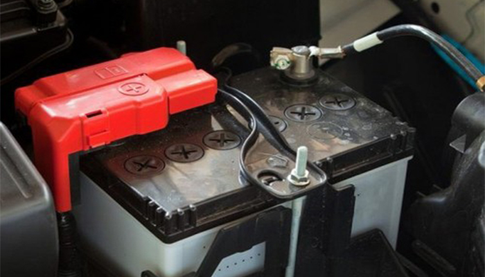 راهنمای جامع خرید باتری ماشین؛ نکاتی که هر راننده‌ای باید بداند