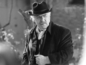 نگاهی به نقش‌های عنایت بخشی در سریال‌ها