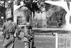 قصه زندگی عضو گارد شاهنشاهی که نخواست به مردم شلیک کند