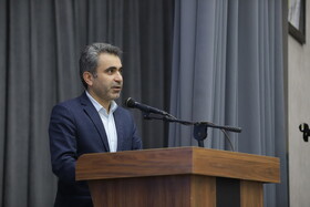 محمد امین خوشنیت، نماینده هیئت داوران نهمین جشنواره رسانه‌ای ابوذر در آیین اختتامیه نهمین جشنواره رسانه‌ای ابوذر آذربایجان شرقی