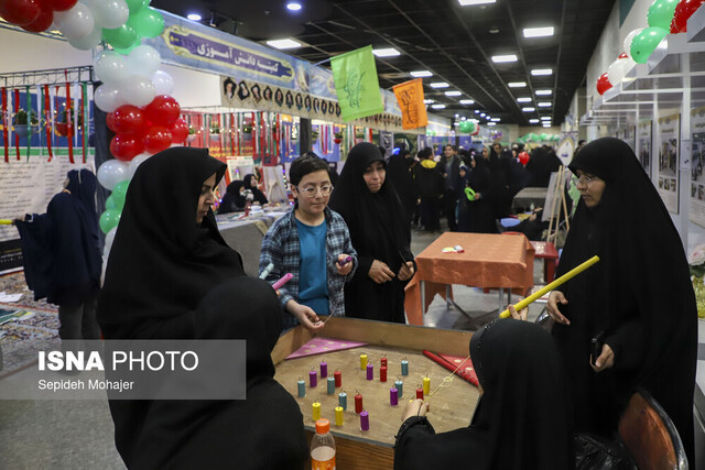 حضور ۴۰ مؤسسه مردمی و نمایندگان ۸ ملیت در نمایشگاه قرآن و عترت مشهد