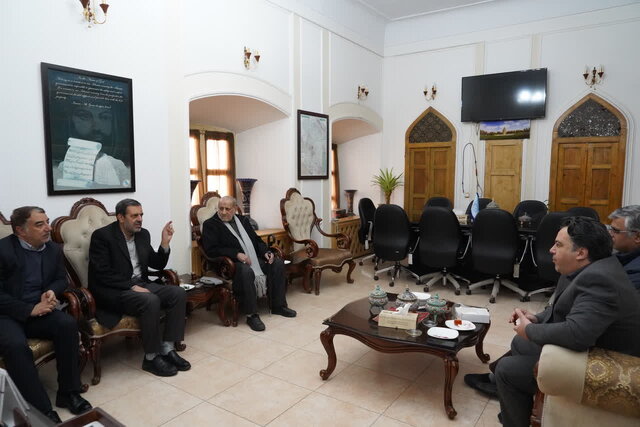 حسینیه «جولان» همدان در مسیر مرمت و ساماندهی