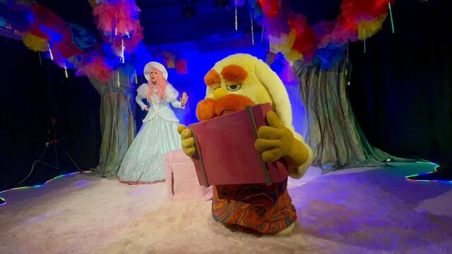 نمی‌خواهیم رنج را انکار کنیم