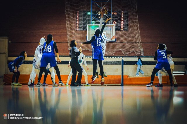 صعود استقلال و گروه بهمن به نیمه نهایی لیگ بسکتبال زنان