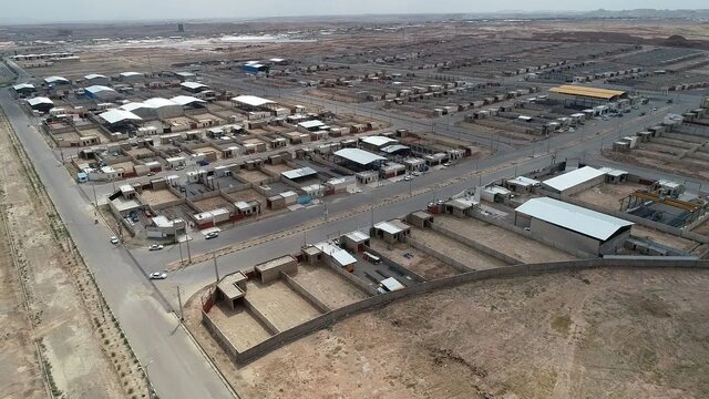 عکس تزئینی است ساماندهی ۱۱ صنف در بزرگترین سایت مشاغل مزاحم شهری کشور در شیراز