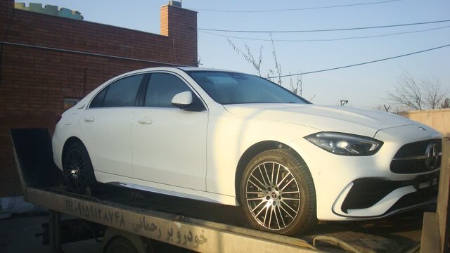 بنز ۱۵ میلیاردی قاچاق در شهرستان میامی توقیف شد