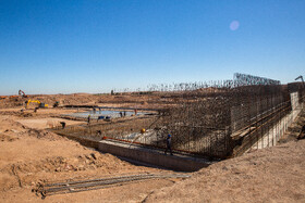 بازدید خبرنگاران از تصفیه خانه فاضلاب در حال ساخت پردیسان، مسکن مهر و ملی قم