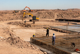 بازدید خبرنگاران از تصفیه خانه فاضلاب در حال ساخت پردیسان، مسکن مهر و ملی قم
