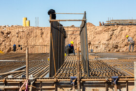 بازدید خبرنگاران از تصفیه خانه فاضلاب در حال ساخت پردیسان، مسکن مهر و ملی قم