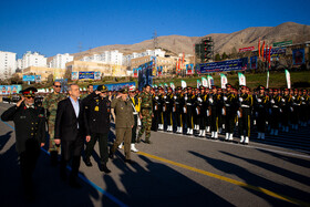 مسعود پزشکیان، رئیس جمهور و احمدرضا رادان، فرمانده فراجا در مراسم دانش آموختگی دانشگاه علوم انتظامی