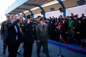 مسعود پزشکیان، رئیس جمهور و احمدرضا رادان، فرمانده فراجا در مراسم دانش آموختگی دانشگاه علوم انتظامی