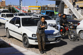 بازدید خبرنگاران از پروژه بهسازی پیاده‌روهای خیابان شهید بهشتی برای آماده‌سازی زیرساخت‌های BRT با حضورمحسن تویسرکانی،شهردار کرمان