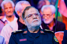 سرلشکر مصطفی ایزدی در مراسم چهلم جانباختگان ناآرامی‌های دی ماه