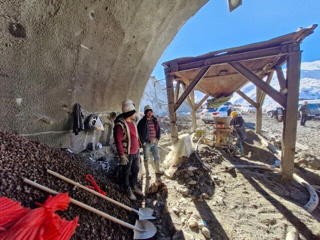 پیشرفت ۲۰ درصدی قطعه سوم آزادراه راه تهران - شمال