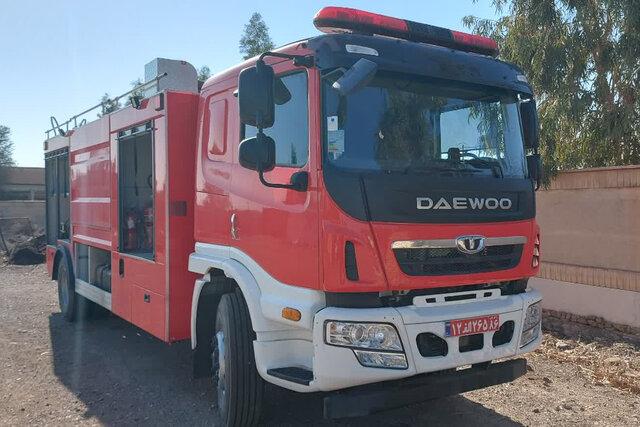 تحویل دومین خودروی آتش‌نشانی به شرکت خدماتی شهرک صنعتی شاهرود