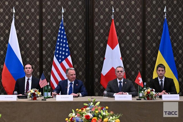 قمار ترامپ بر سر دیپلماسی با سپردن دو مذاکرات فشرده به کوشنر و ویتکاف