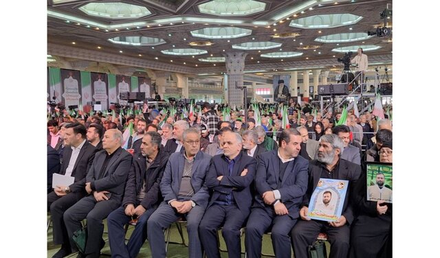 حضور وزیر دادگستری در آیین یادبود چهلمین روز شهدای وقایع دی‌ماه ۱۴۰۴