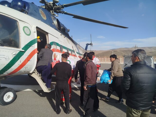 پایان امداد هوایی در الیگودرز با ۲۴ پرواز / ۷۷۰۰ کیلوگرم آذوقه به روستاهای محروم رسید