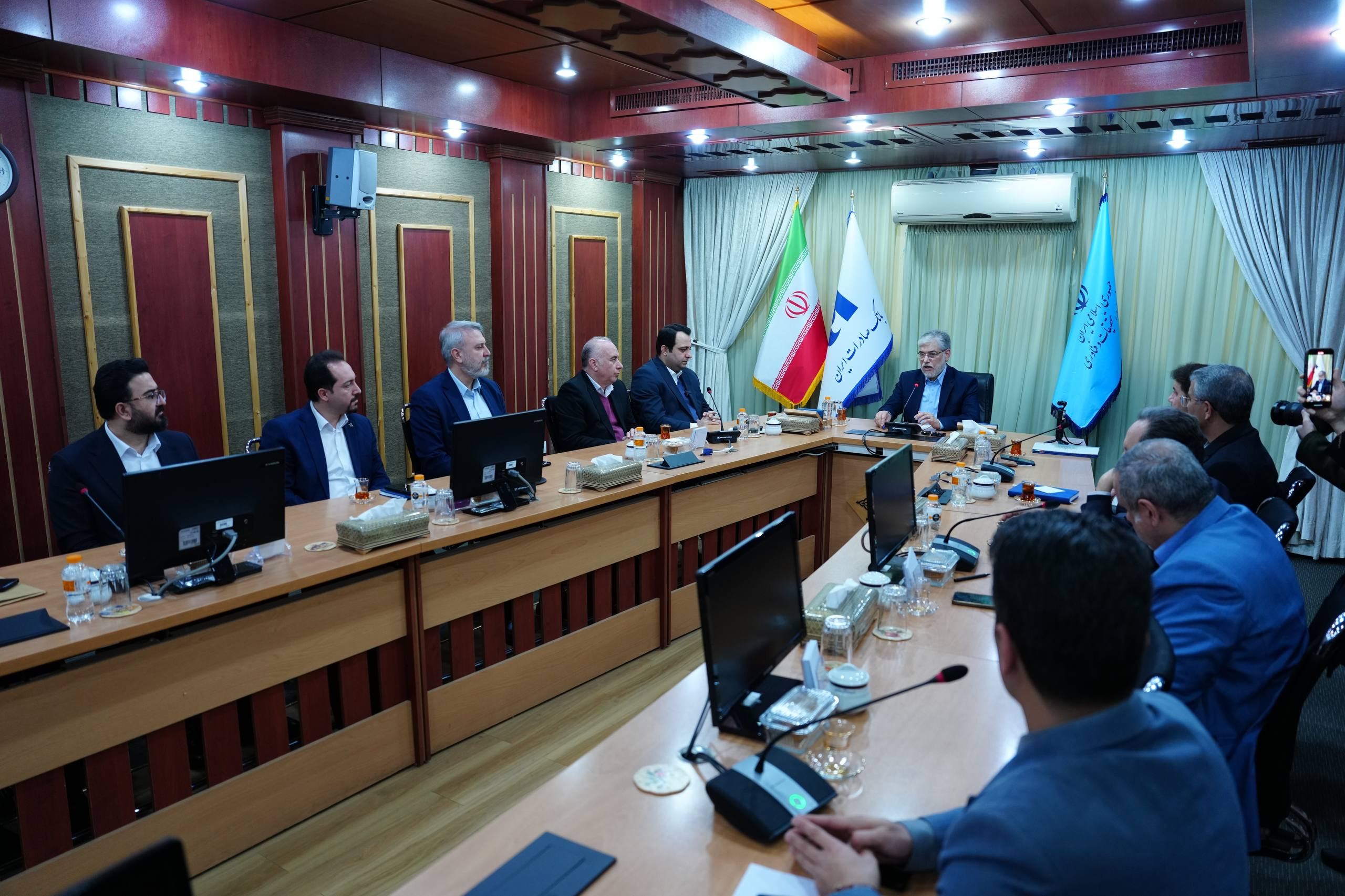 تفاهم‌نامه توسعه همکاری وزارت علوم، تحقیقات و فناوری و بانک صادرات ایران امضا شد