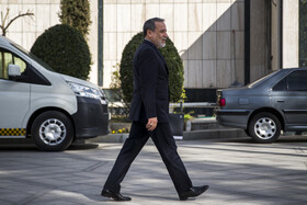 سید عباس عراقچی، وزیر امور خارجه در حاشیه جلسه هیات دولت -  ۲۹ بهمن