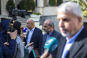 سید رضا صالحی امیری، وزیر میراث فرهنگی و گردشگری، پیمان جبلی، رئيس صدا و سیما و احمد میدری، وزیر کار در حاشیه جلسه هیات دولت -  ۲۹ بهمن