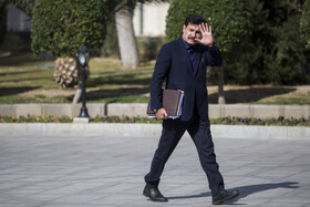 عبدالکریم حسین‌زاده، معاون رئیس جمهور در امور توسعه روستایی و مناطق محروم کشور در حاشیه جلسه هیات دولت - ۲۹ بهمن