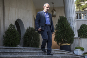 پیمان جبلی، رئيس صدا و سیما در حاشیه جلسه هیات دولت - ۲۹ بهمن